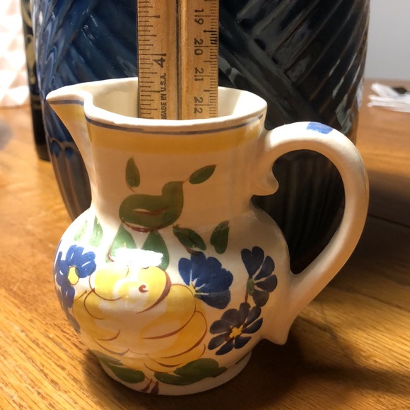 REDWING Mini pitcher 3.5โ tall Vintage Hand Painted POTTERY - Picture 2 of 5